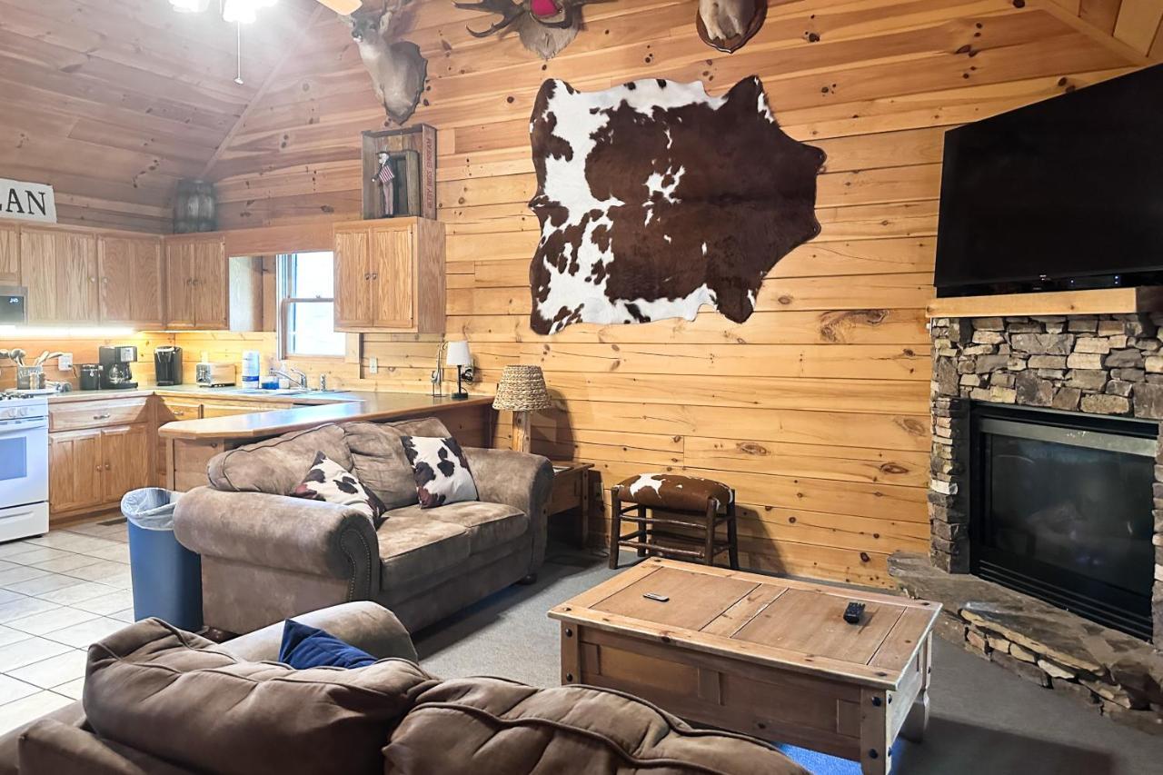Moose Tracks Lodge 비둘기 포지 외부 사진